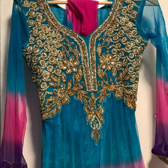 Occasional,party dresses - Picture 5 of 7